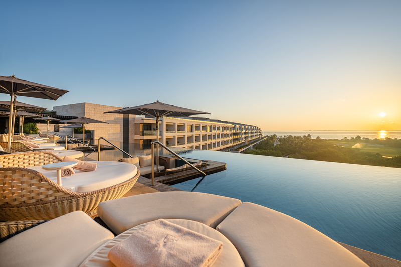 atelier hoteles playa mujeres