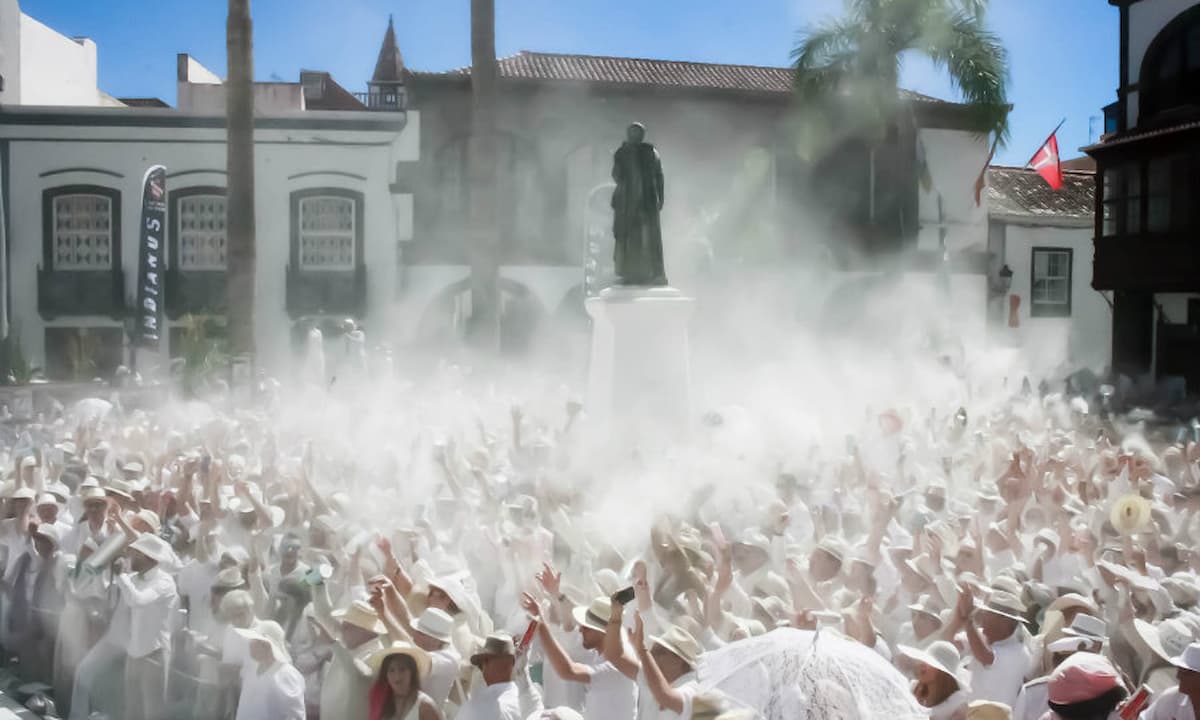 Carnival Los Indianos in Santa Cruz de La Palma 2024