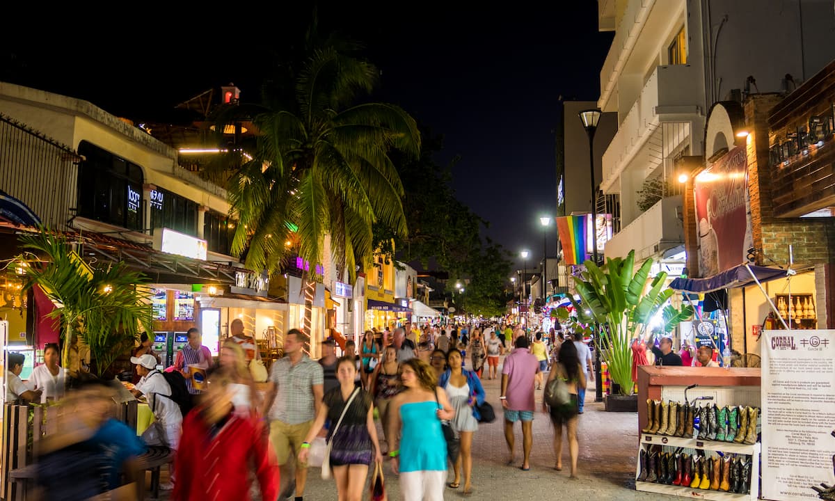 things to do in playa del carmen at night