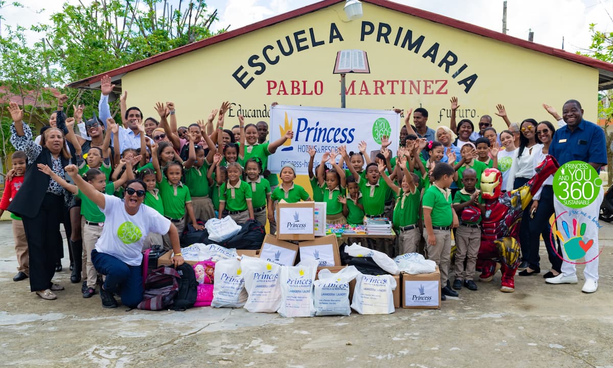 Delivery of school supplies to Pablo Martinez Primary School