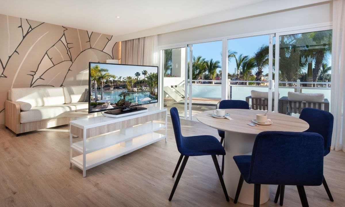 Separater Wohnbereich der Suite Prestige im Maspalomas Princess (Gran Canaria)