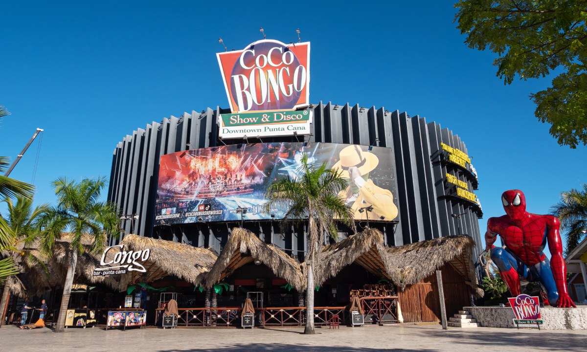 Coco Bongo Show & Disco