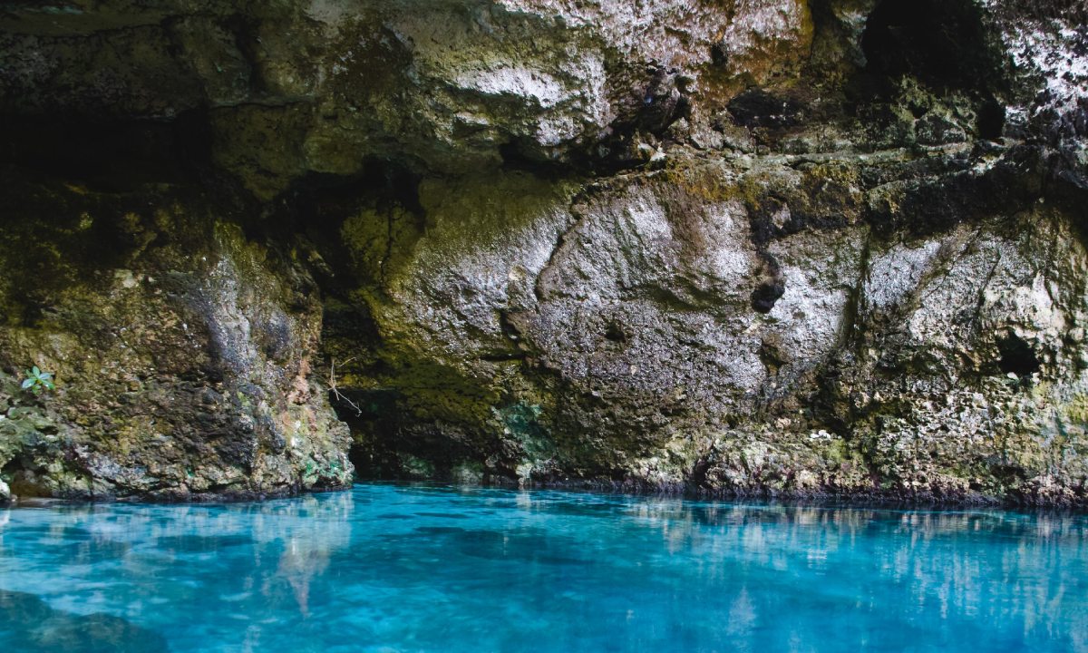 Hoyo Azul Cenote, Cap Cana