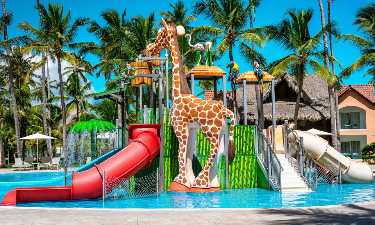 Water slides at the Tropical Deluxe Princess