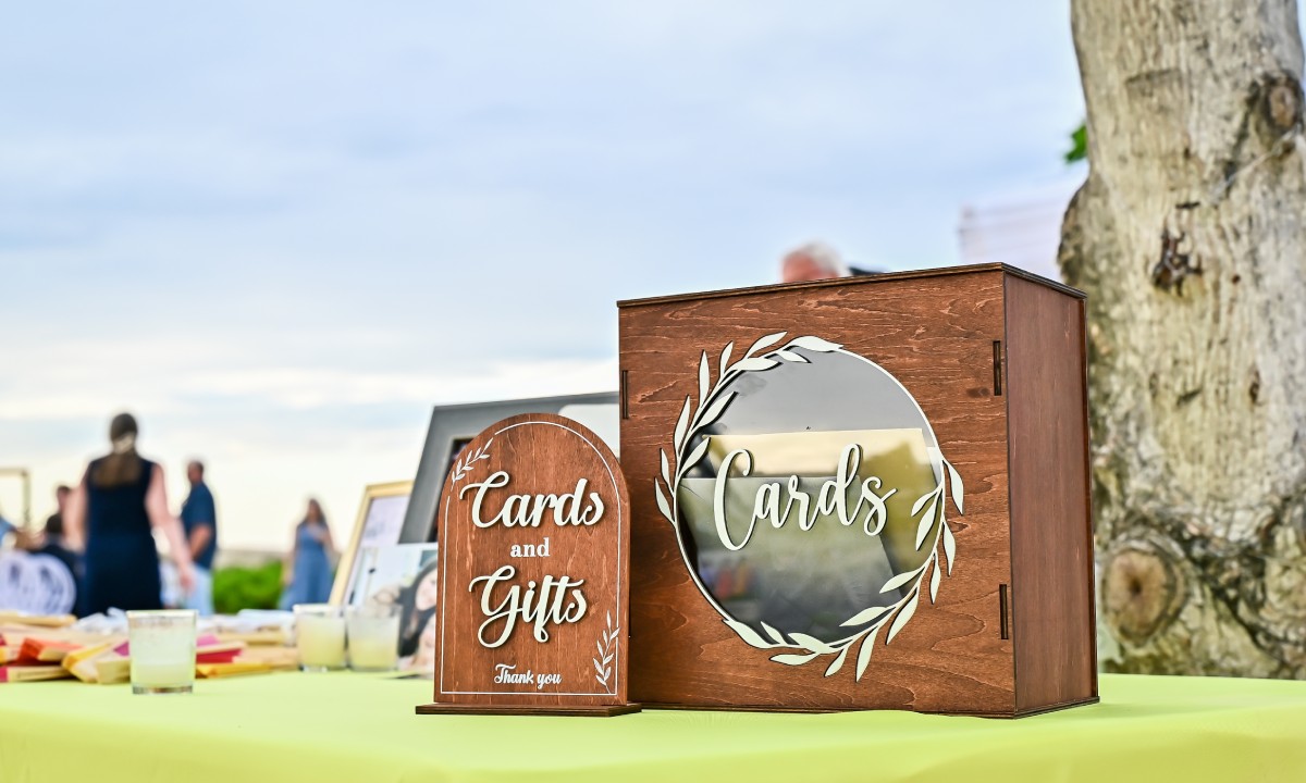 Caja para guardar tarjetas de boda