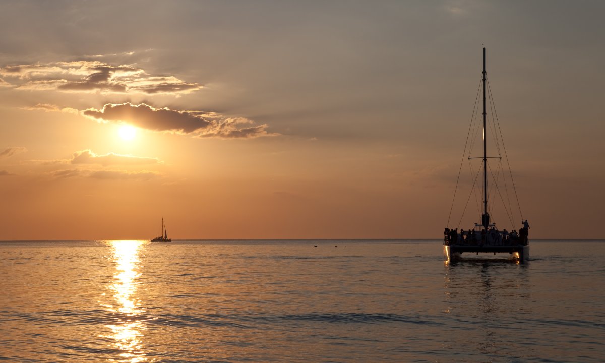  catamaran trip at sunset