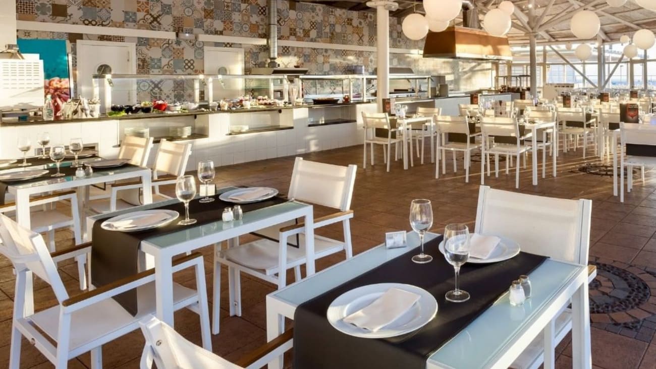 Restaurants in Playa de la Arena, Tenerife; A commitment with local